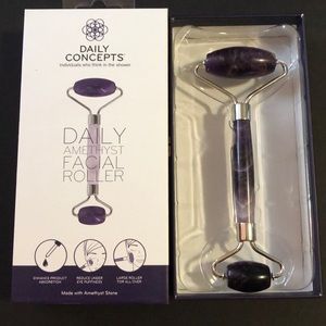 NIB Daily Concepts Amethyst Facial Roller